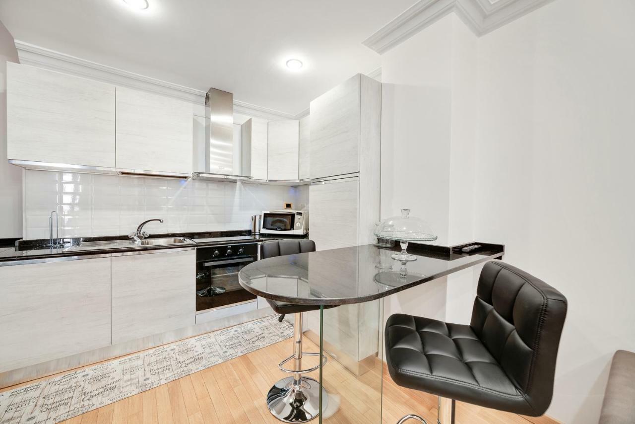 Peroni 8 Pax Brand New Apartment Рим Екстер'єр фото